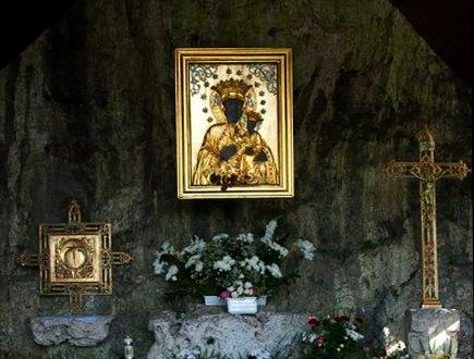 Sanktuarium Matki Bożej Skałkowej 