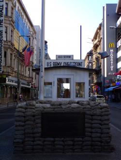 Berlin Niemcy Checkpoint Charlie