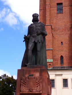 Gniezno Pomnik Bolesława Chrobrego